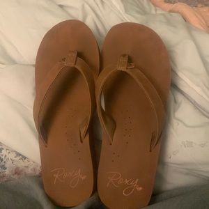 Roxy platform foam sandals